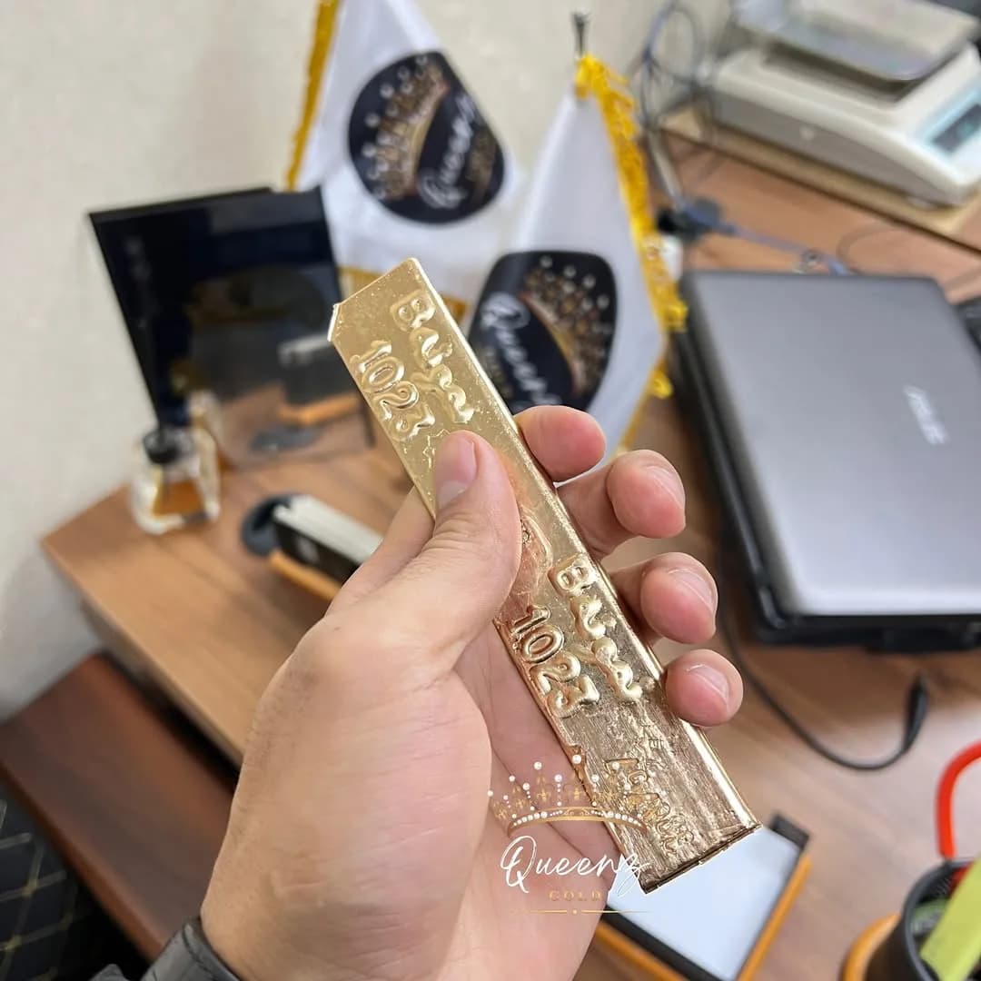 شمش طلا، رنگ زرد، جنس فلز، مستطیلی شکل