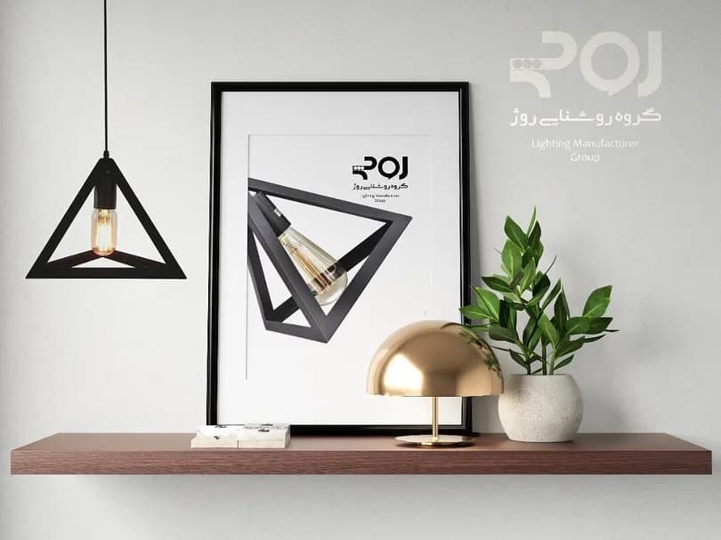 آویز هرمی مثلث، رنگ مشکی و طلایی، جنس فلز، لوستر آویز تک‌شعله مثلثی