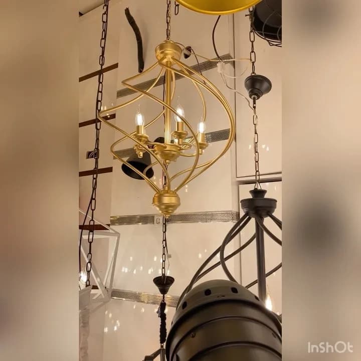 آویز کره فر ۵ شعله طلایی