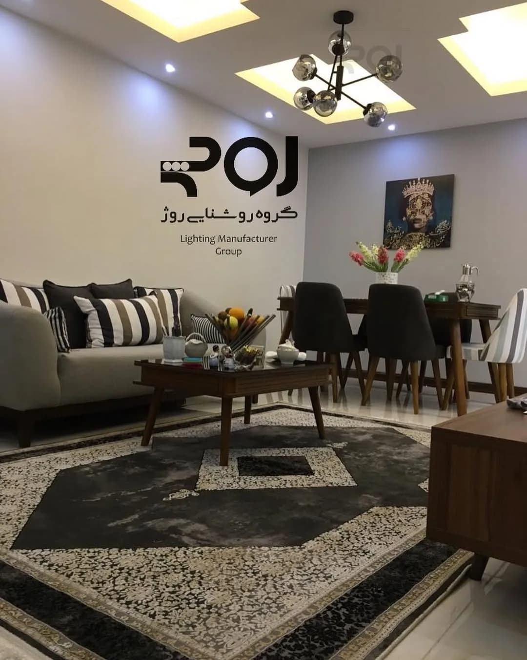 لوستر آویز مولکول ۶ شعله قطر ۶۰، رنگ مشکی و طلایی، جنس فلز، مدرن عنکبوتی