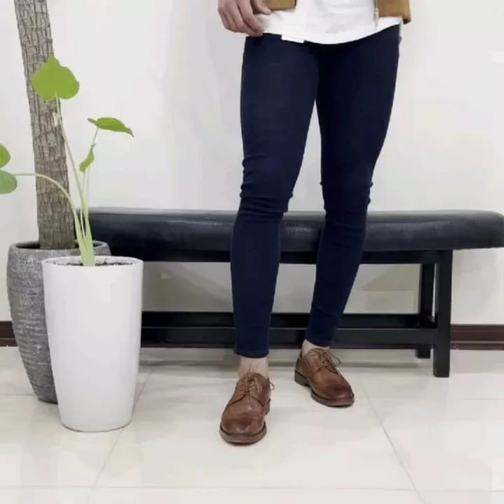 شلوار جین مردانه، رنگ سرمهای، جذب، دمپا تنگ