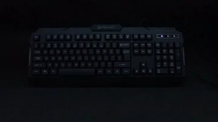 کیبورد گیمینگ Hunter Pro K511 فنتک، رنگ مشکی، جنس پلاستیک، فول سایز