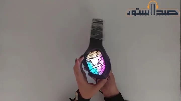 چراغ LED مدل X3 اونیکوما، رنگ مشکی و رنگین‌کمان، جنس پلاستیک، دستی، مستطیلی