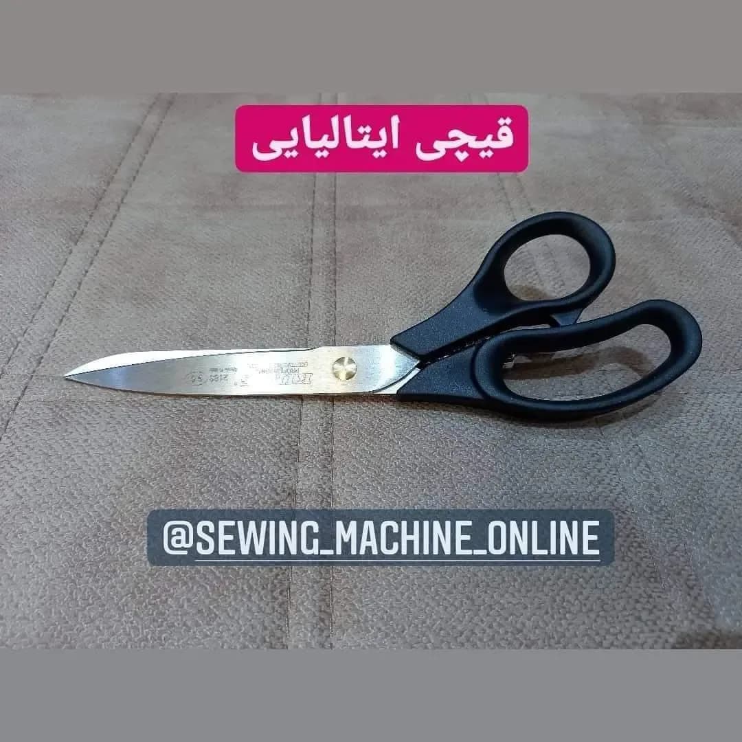 قیچی ایتالیایی دسته پلاستیکی Kiepe، رنگ سیاه و نقره‌ای، جنس فلز، تیغه فلزی