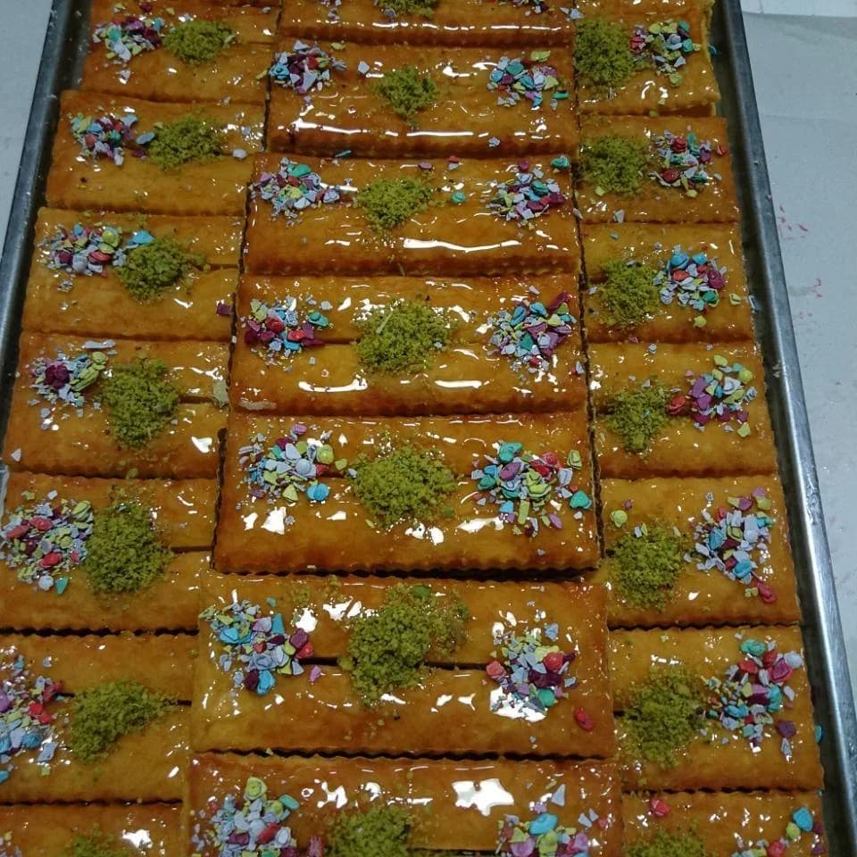 شیرینی زبان