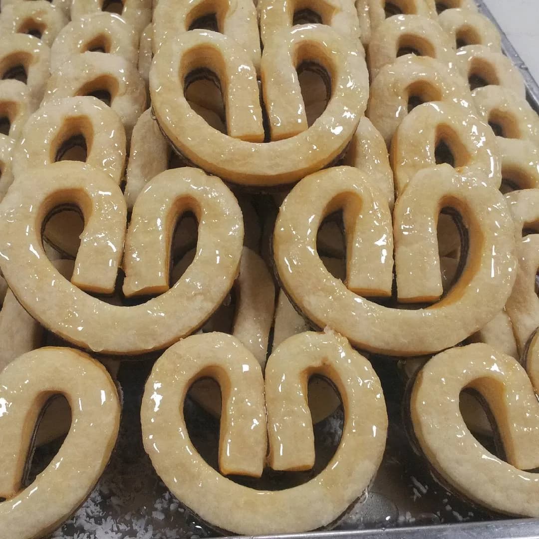 شیرینی خشک