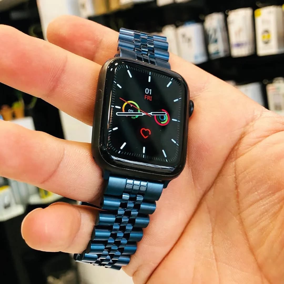 ساعت هوشمند، رنگ مشکی و آبی، جنس فلز، مستطیلی، بند فلزی