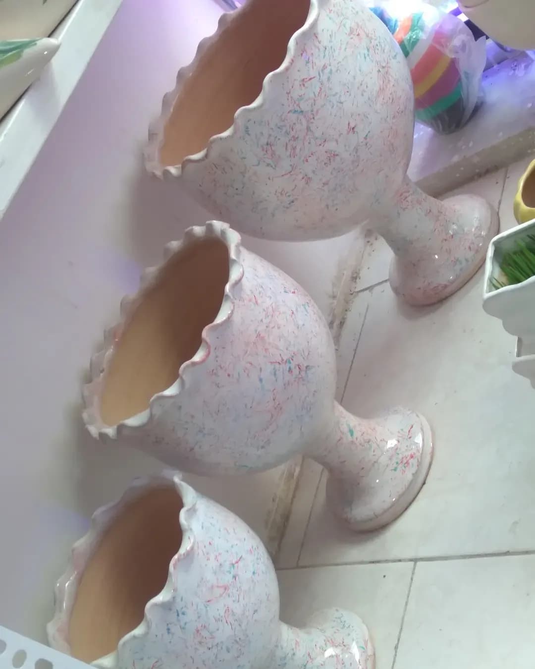 گلدان پایه‌دار ۳ تایی