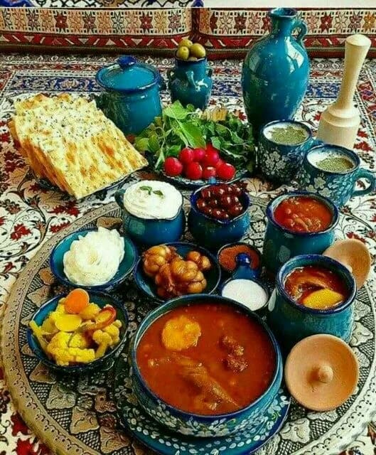 سرویس ظروف سفالی، رنگ آبی و قهوه‌ای، جنس سرامیک، کاسه و پارچ