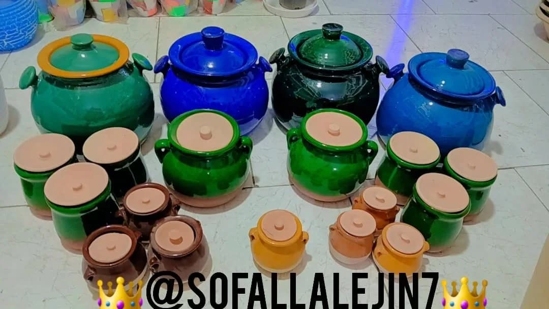 دیزی سفالی — رنگ سبز — نمای چندکالا — سایزهای مختلف