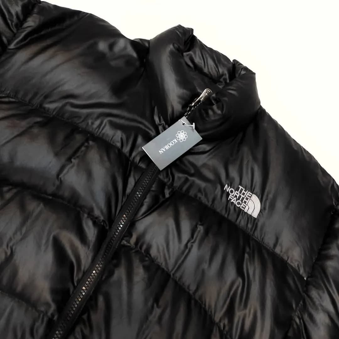 کاپشن Summit Series سایز ۹۵ THE NORTH FACE، رنگ مشکی، جنس پلیاستر، یقهدار پفی کوتاه