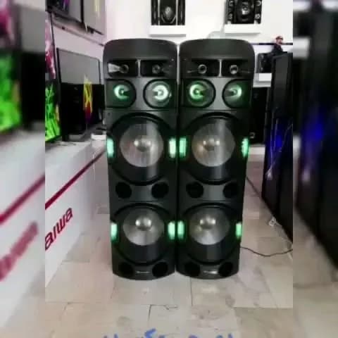 اسپیکر چراغدار آیوا