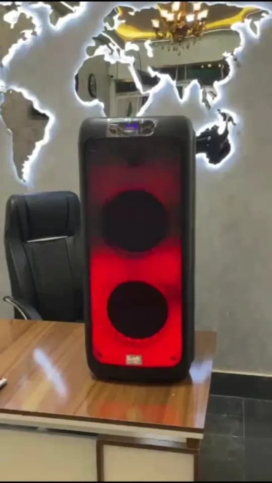اسپیکر مکسیدر، رنگ مشکی و قرمز، مدل تاوری