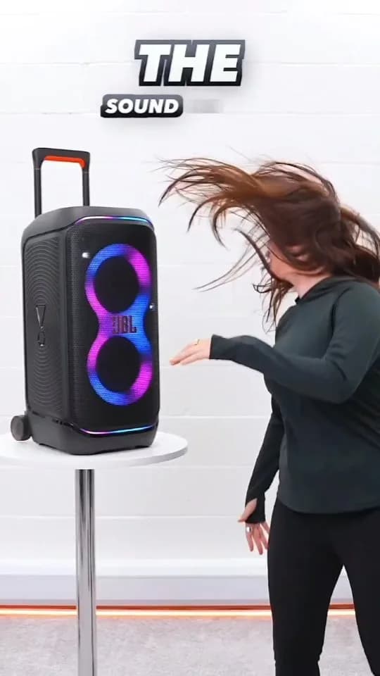 اسپیکر شارژی JBL، رنگ مشکی، جنس پلاستیک، چرخدار دستهدار