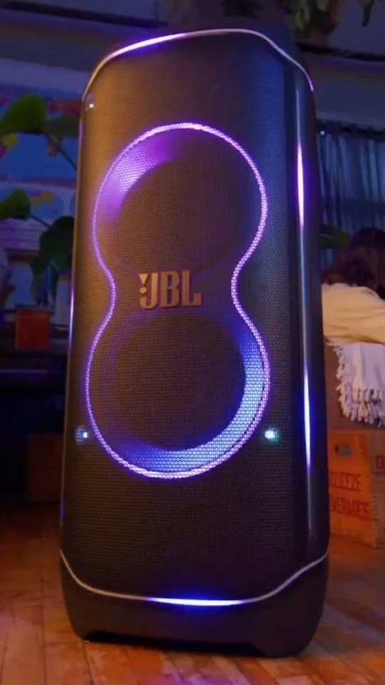 اسپیکر Partybox Ultimate JBL، رنگ مشکی و بنفش، جنس پلاستیک، ایستاده، نوردار