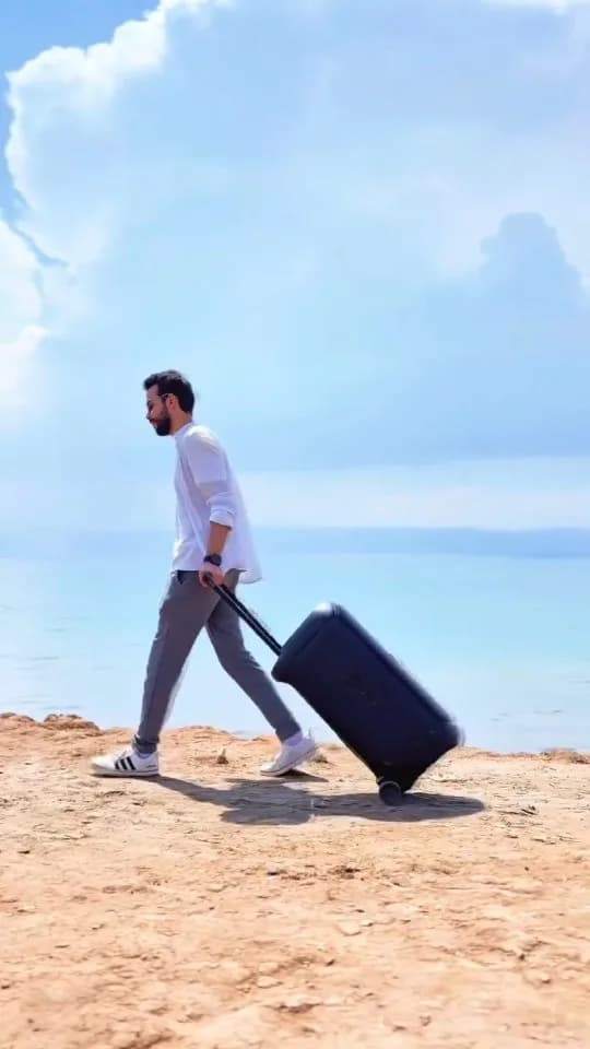 اسپیکر چمدانی JBL، رنگ مشکی، جنس پلاستیک، ایستاده، چرخدار