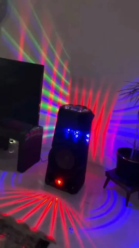 اسپیکر خانگی مدل V73، رنگ مشکی، جنس پلاستیک و چوب، اسپیکر ایستاده رقص نور