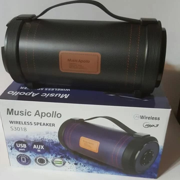 اسپیکر بلوتوثی، رنگ مشکی و قهوه‌ای، جنس پلاستیک و چرم مصنوعی، استوانه‌ای، دسته‌دار
