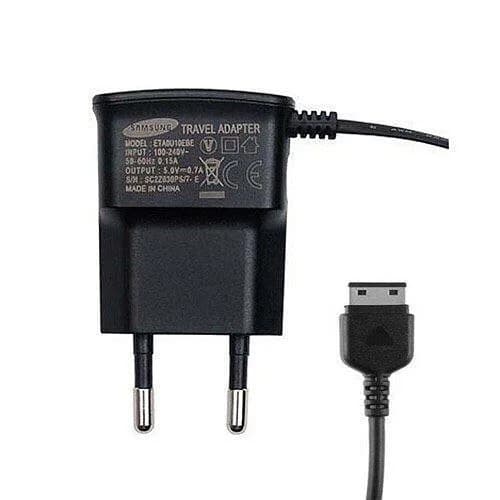 شارژر سامسونگ D880 کپی، رنگ مشکی، جنس پلاستیک، دو شاخه، همراه با کابل