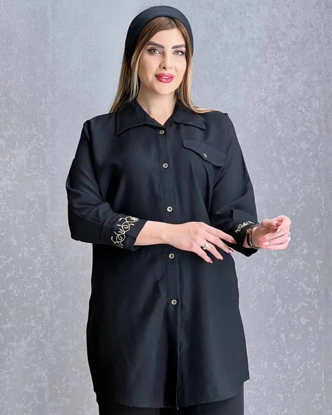 مانتو کیمونو کد ۵۰۳، رنگ مشکی، طرح گلدوزی، بلند، یقه دار، آستین بلند