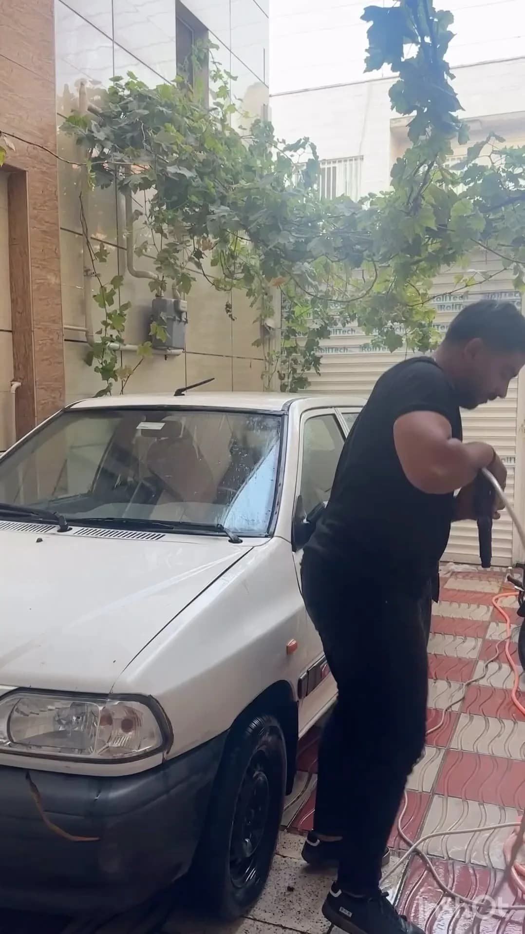 کارواش دینامی فشار قوی، رنگ مشکی، جنس پلاستیک، تفنگ فشار شستشو