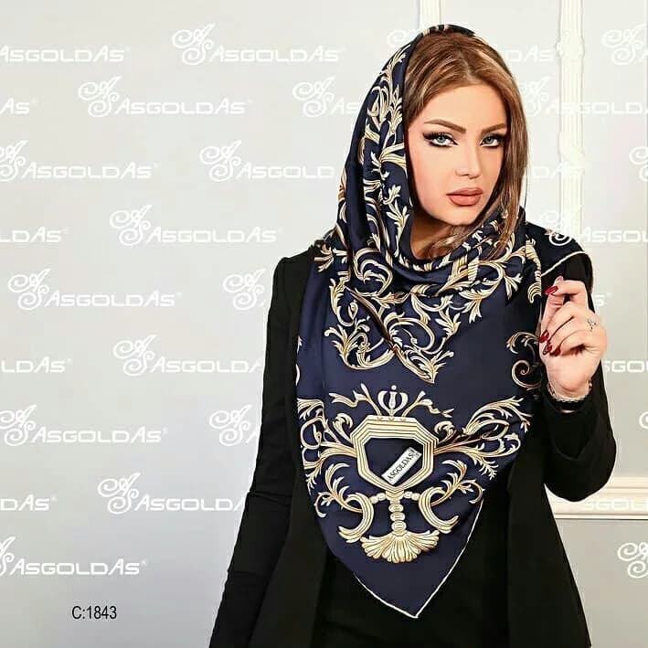 روسری، رنگ سرمهای و طلایی، مربعی