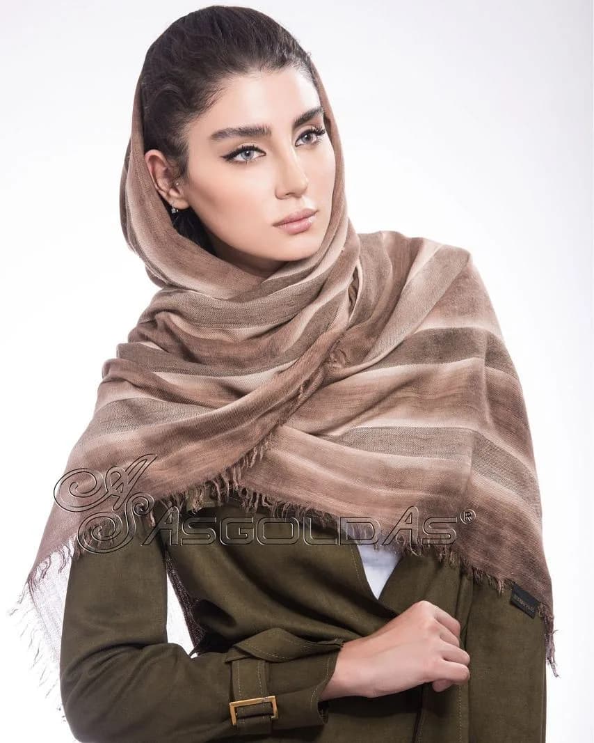شال نخی پاییزه راه راه، رنگ قهوهای و کرم، مستطیلی، ریشدار