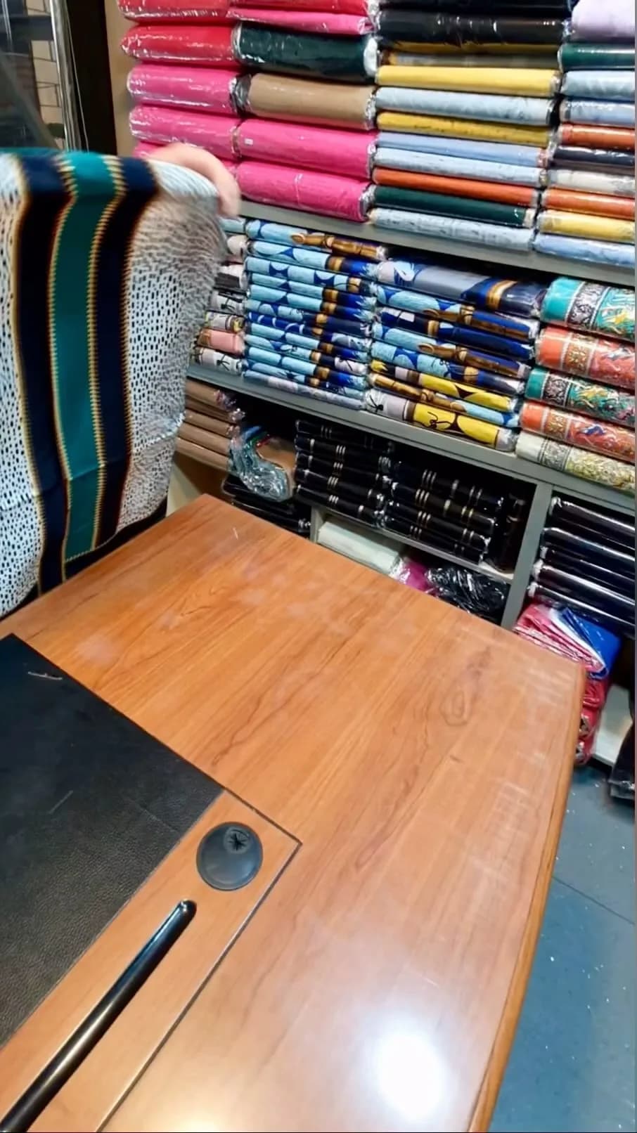 روسری ۱۰۰