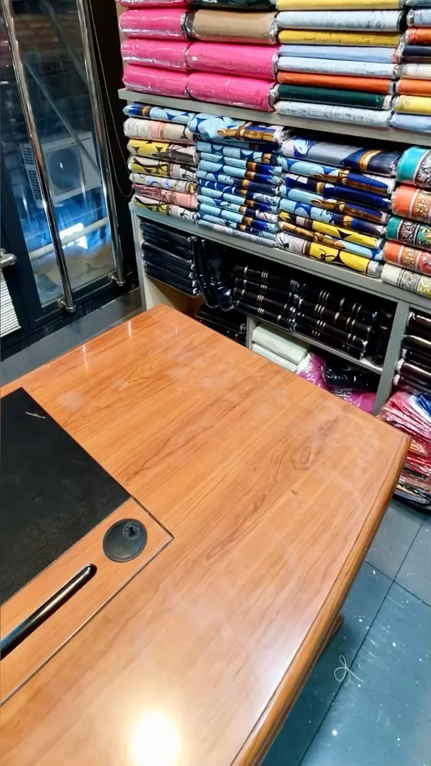 شال نخی پلیسه طرح برشکا