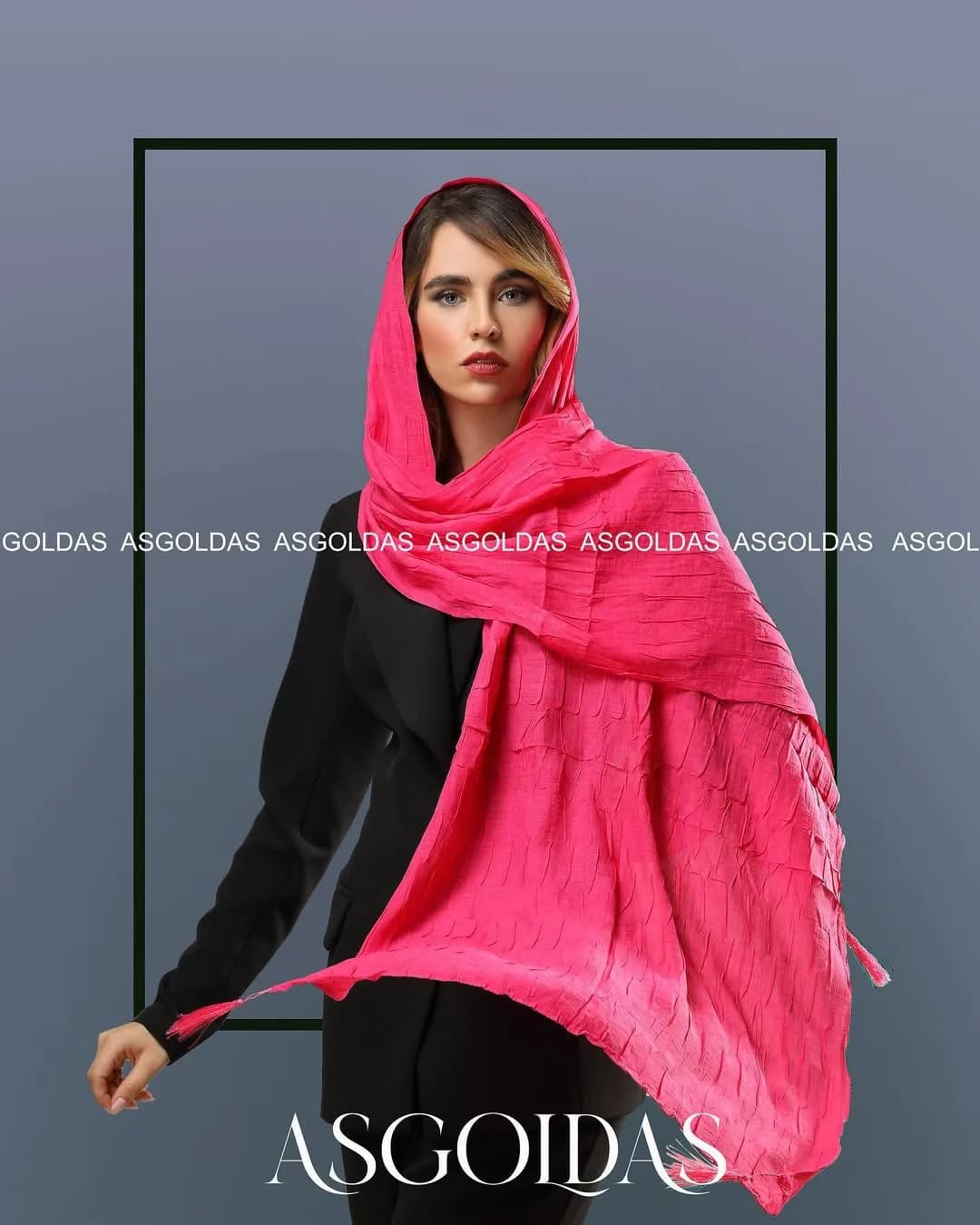 شال کد ۱۰۰۰۶ — رنگ صورتی — نمای رویتن — منگوله