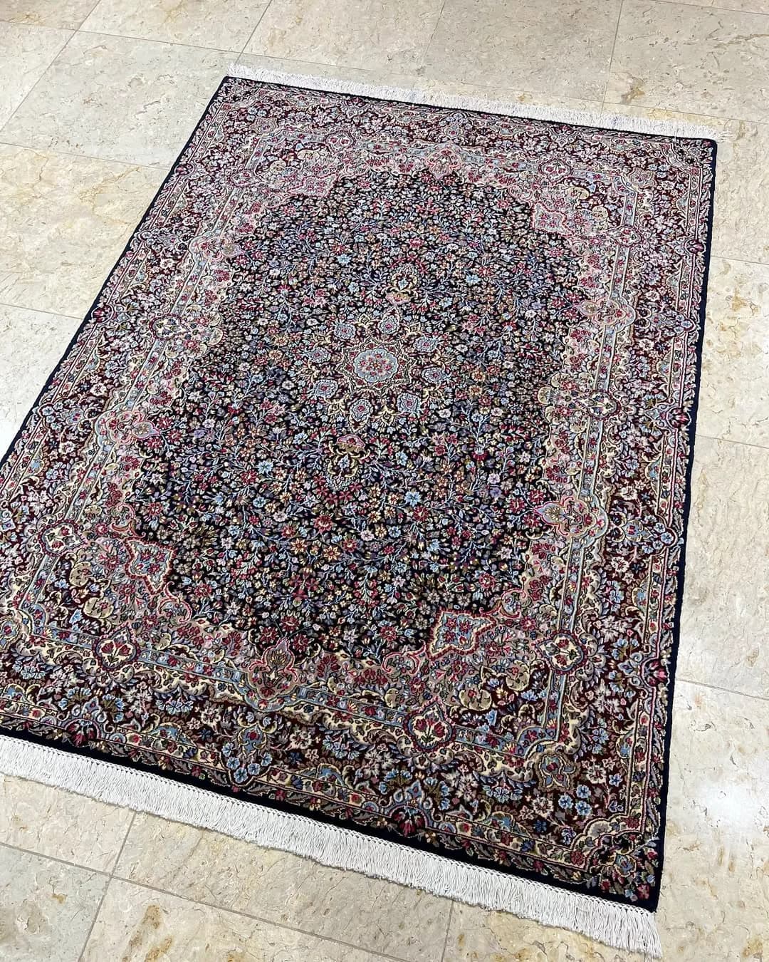 قالیچه ۳ متری سرمهای سرام کرمان