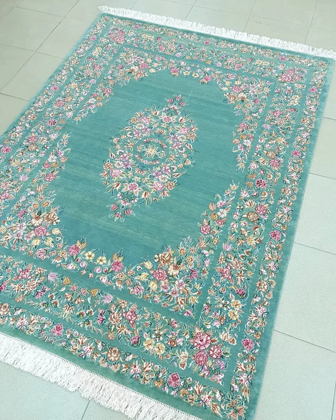 قالیچه ۳ متری سبز دیبا