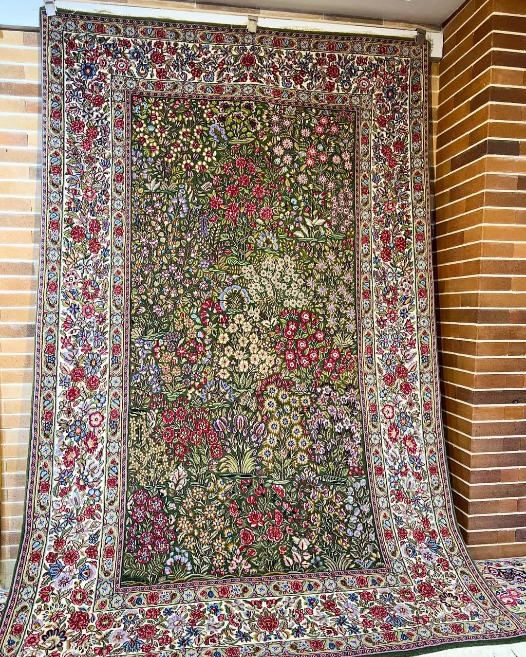 قالیچه چهار متری سبز درختی کرمان