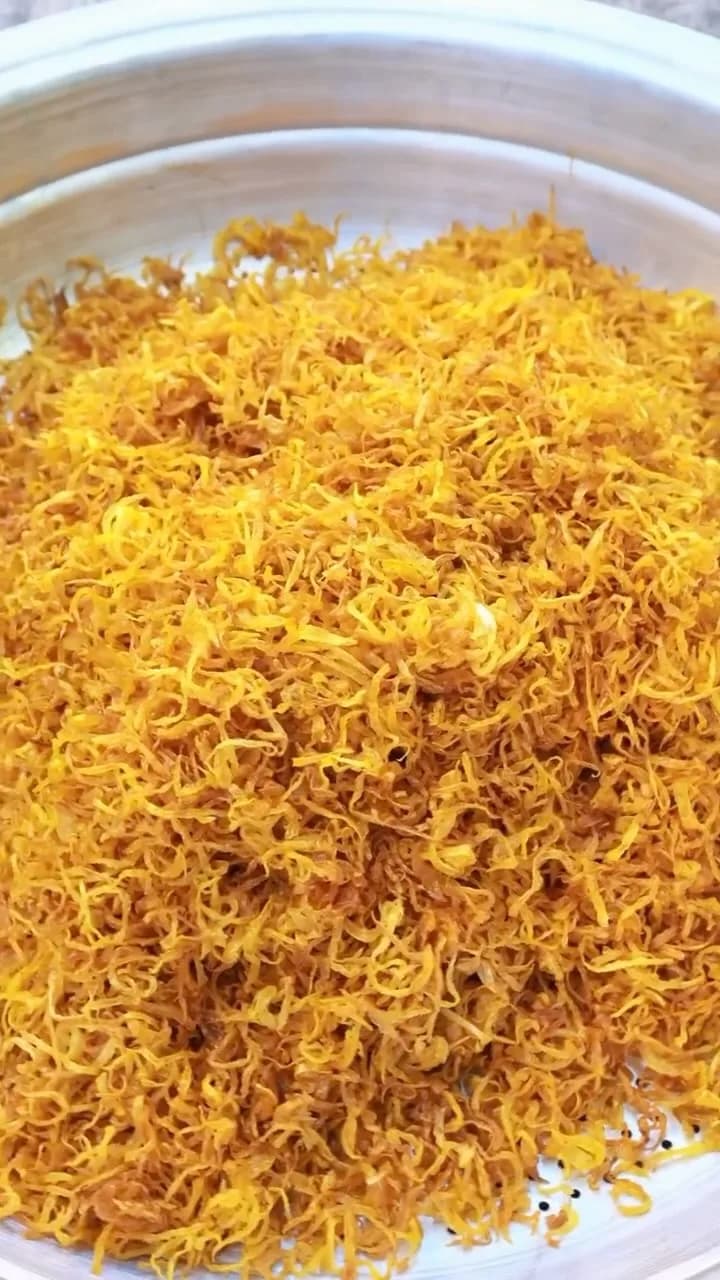 پیاز سرخکرده آماده بقالزاده