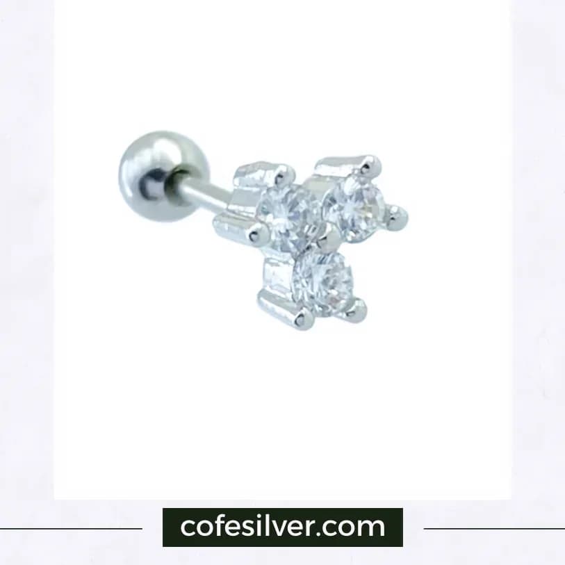 پیرسینگ گوش مدل برفی ژوپینگ، رنگ نقرهای و سفید، جنس استیل و نگین، پیرسینگ میلهای سهنگین