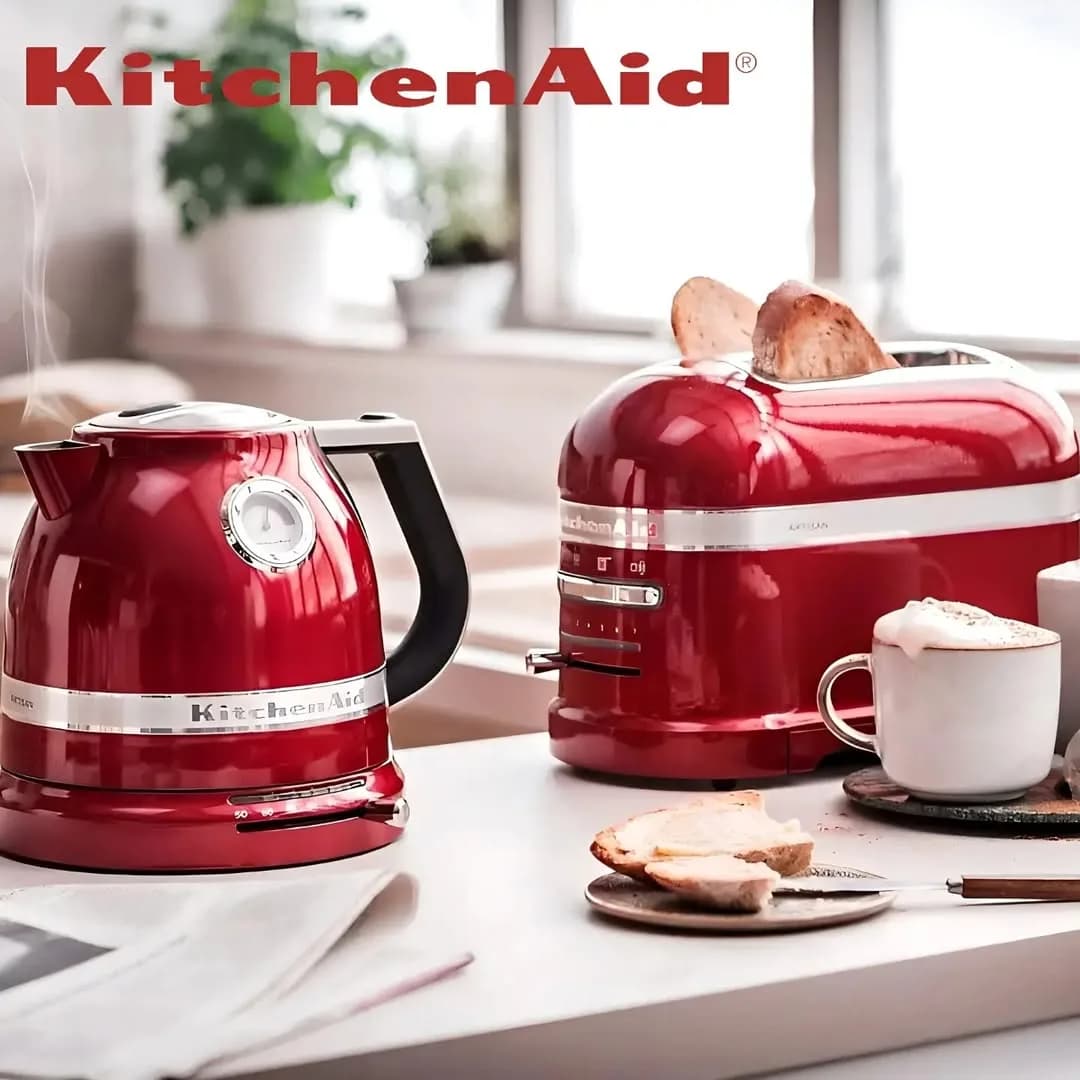 ست کتری برقی و توستر کیچن اید، رنگ قرمز و نقرهای، جنس استیل و پلاستیک، کتری برقی دماسنجدار
