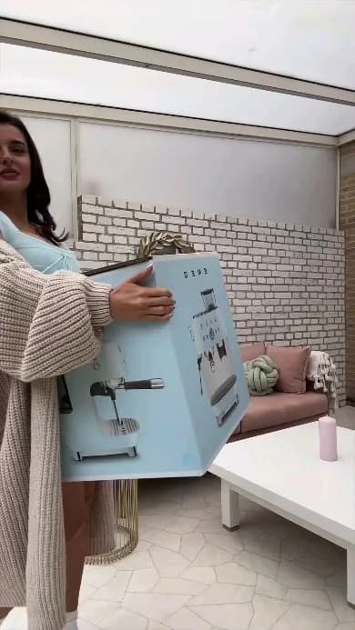 اسپرسوساز اسمگ با آسیاب قهوه، رنگ سفید، خانگی