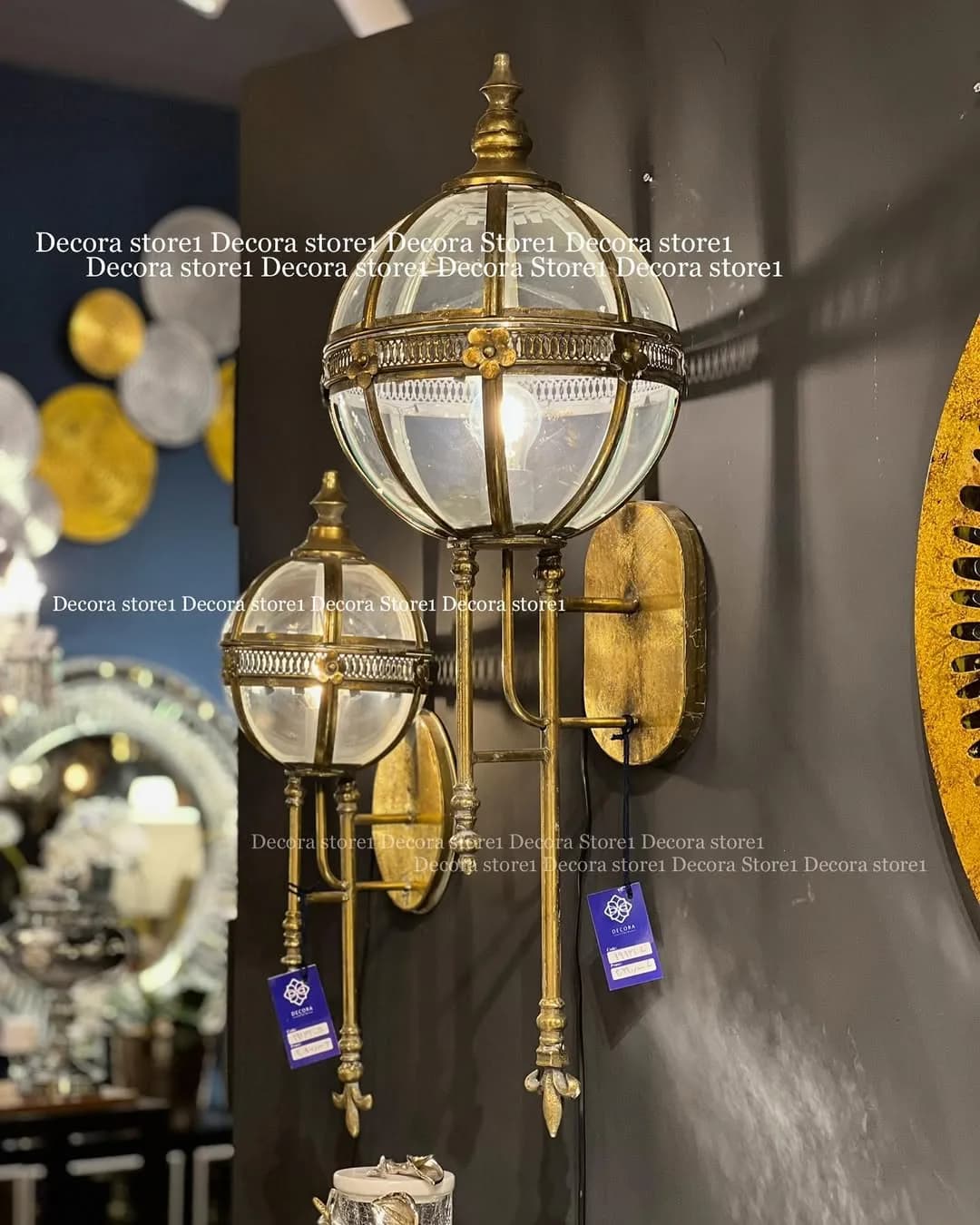 دیوارکوب برقی فلزی
