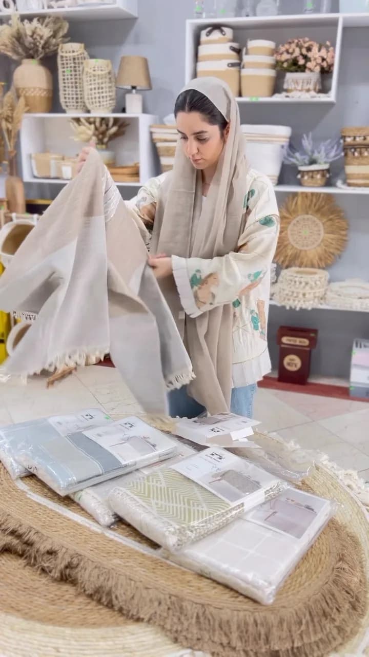 رومیزی ۱۴۰×۱۸۰ دنی هوم