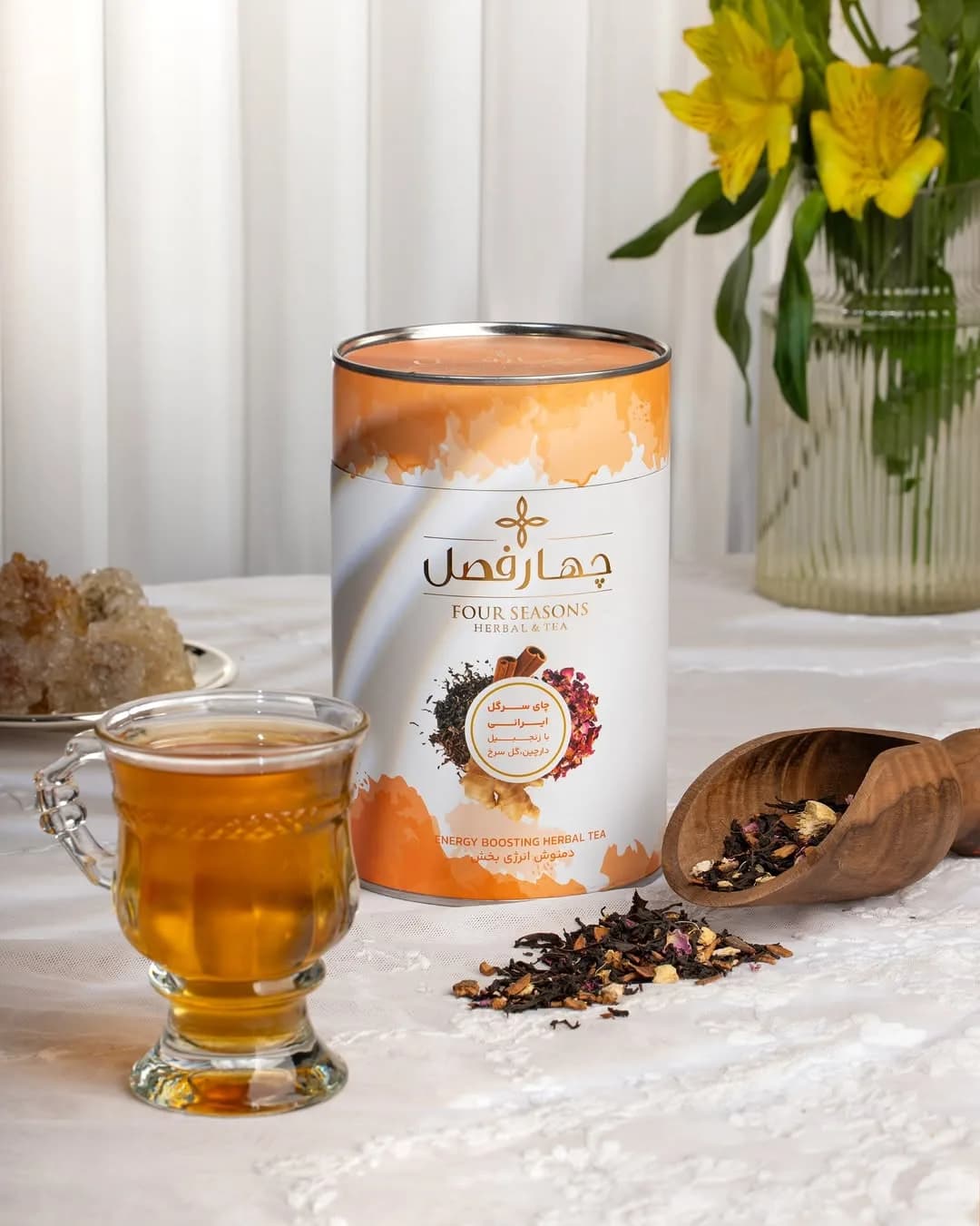 دمنوش انرژیبخش چای سیاه و گل سرخ و زنجبیل چهار فصل
