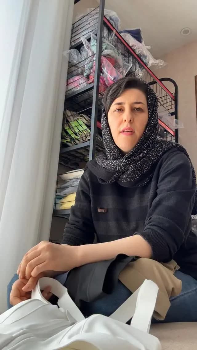 نیمتنه ورزشی محکم زنانه (طرح ۳)، رنگ سفید، بندی، جذب