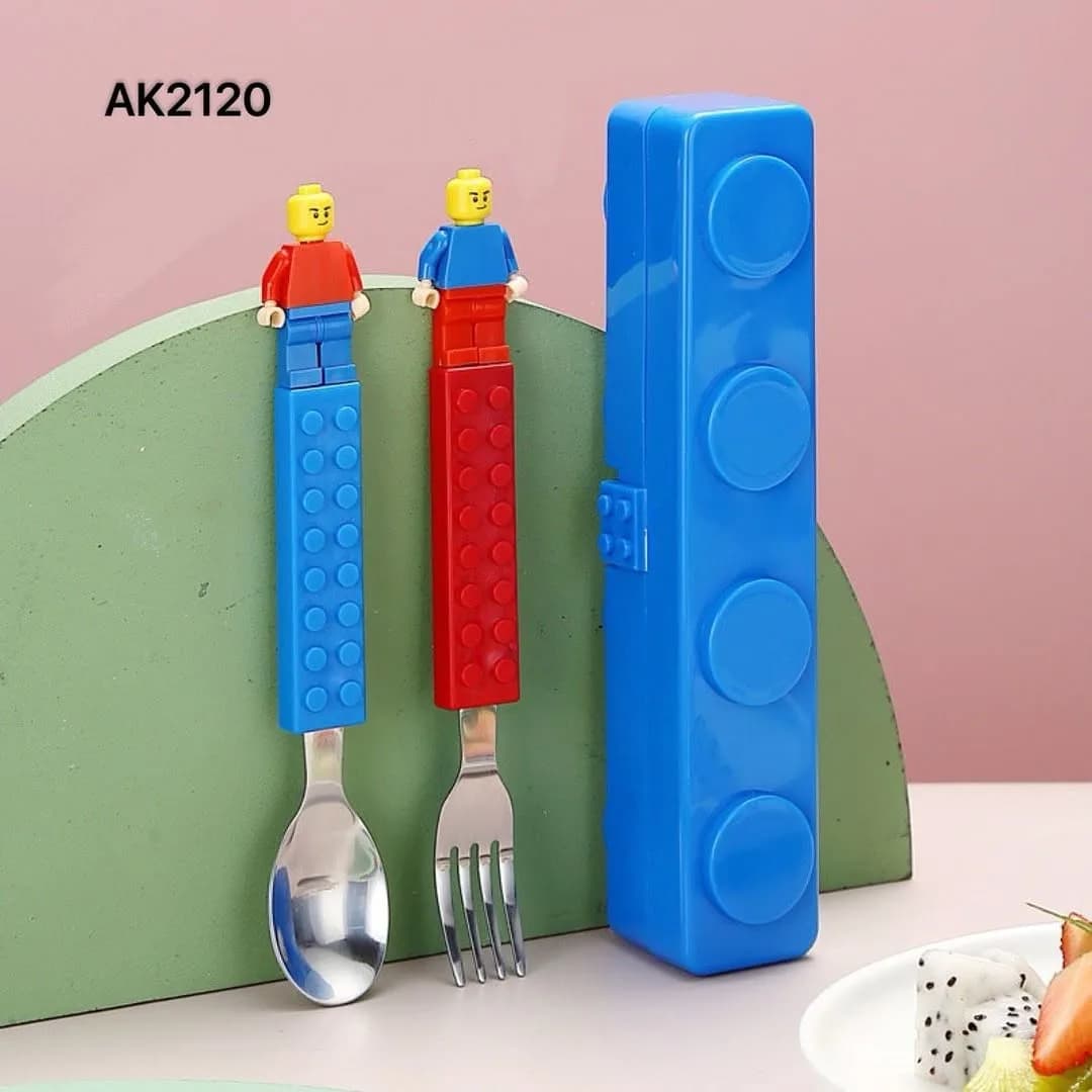ست قاشق و چنگال AK2120، رنگ آبی و قرمز، جنس پلاستیک و فلز، قاشق و چنگال کودکانه