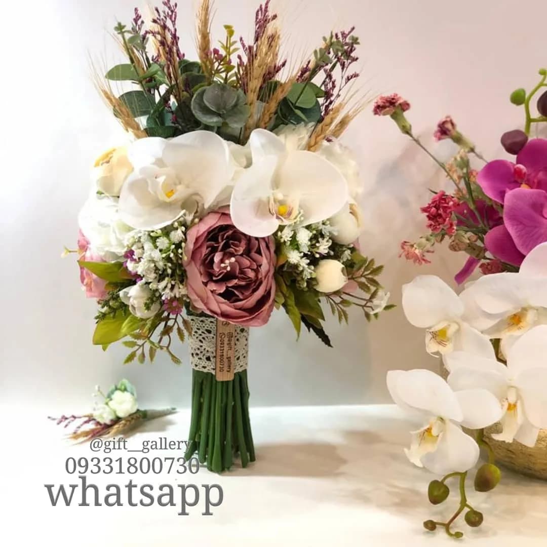 دسته گل عروس مصنوعی، رنگ سفید، صورتی و سبز، گرد، دستهای
