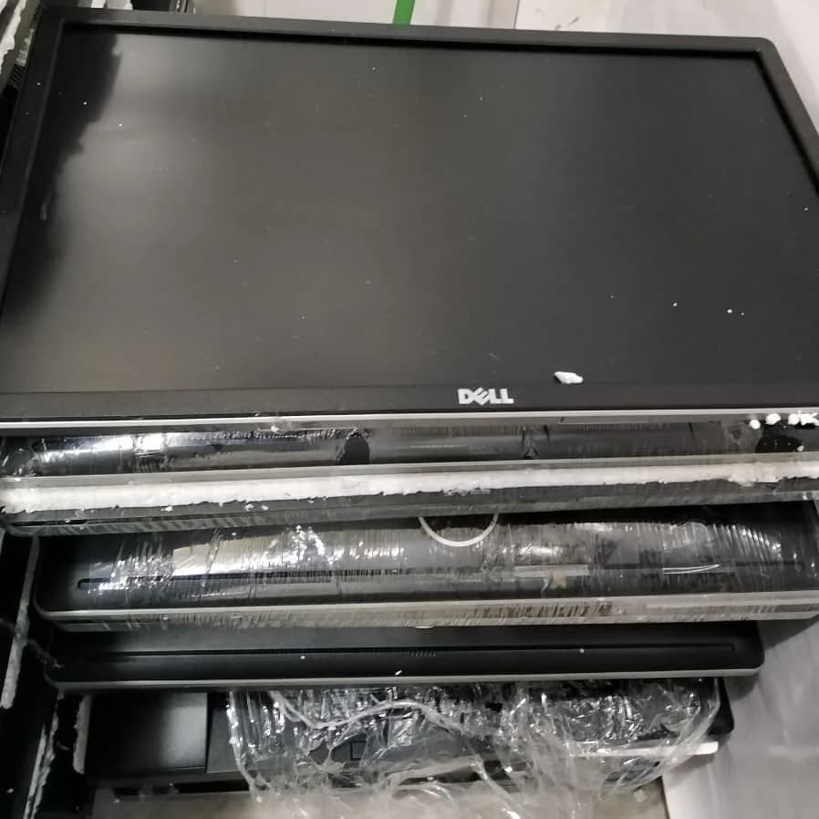 مانیتور الایدی ۲۲ اینچ دل Dell