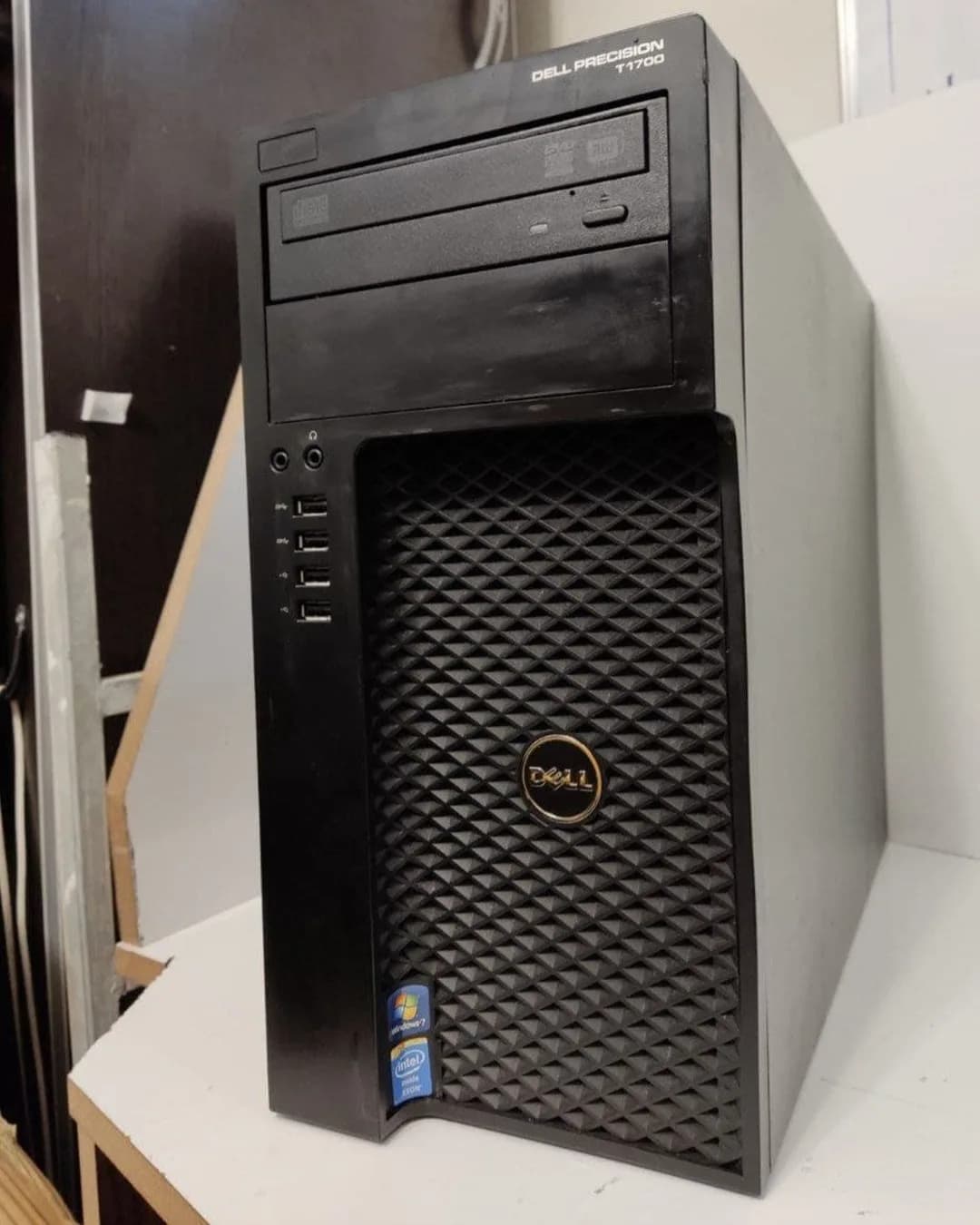 کیس ورک استیشن دل Precision T1700 DELL، رنگ مشکی، جنس پلاستیک و فلز، طرح هندسی، کیس برجک