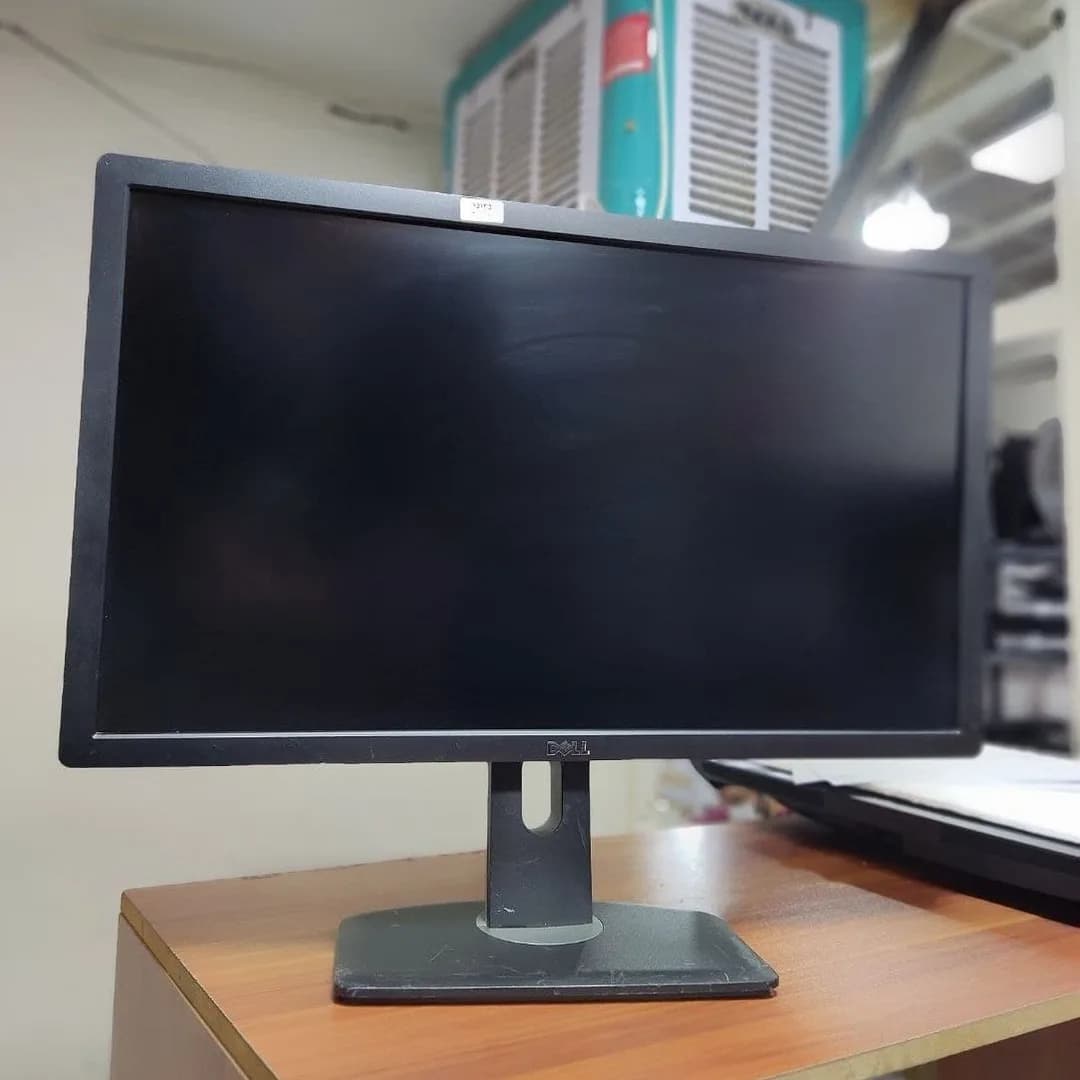 مانیتور ۲۷ اینچ UltraSharp U2713HM دل، رنگ مشکی، جنس پلاستیک و شیشه، تخت، با پایه