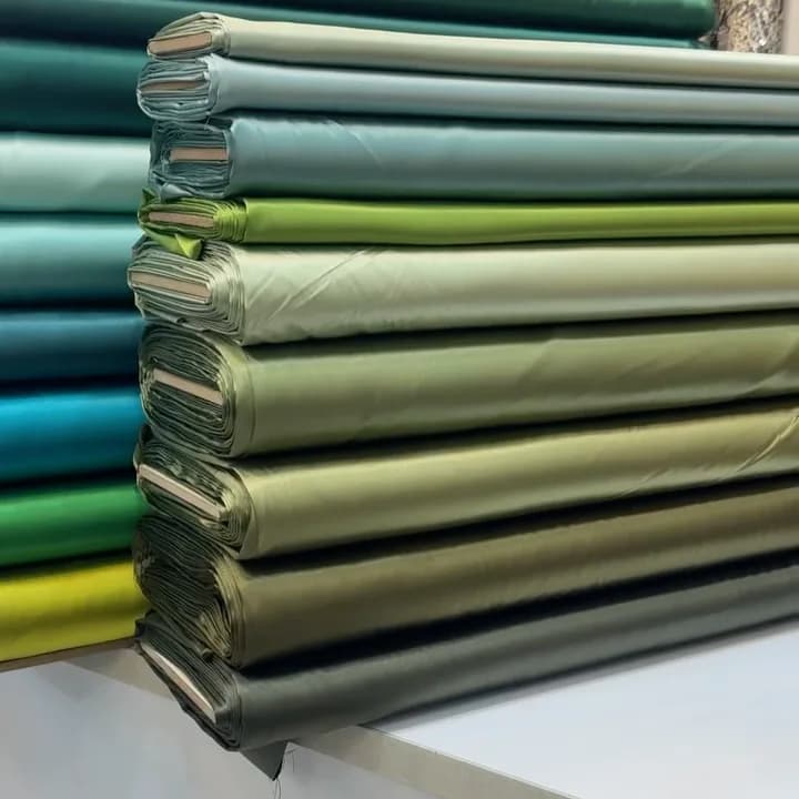 پارچه ساتن ال ایکس پلاس عرض ۱۵۰