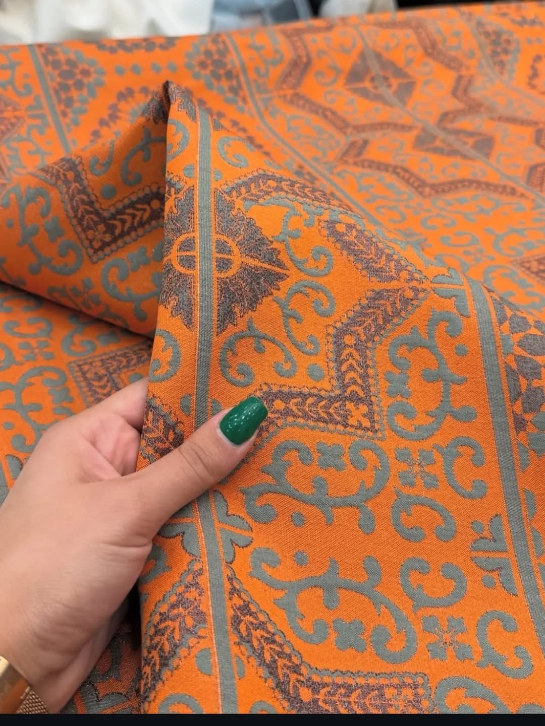 پارچه ژاکارد نارنجی