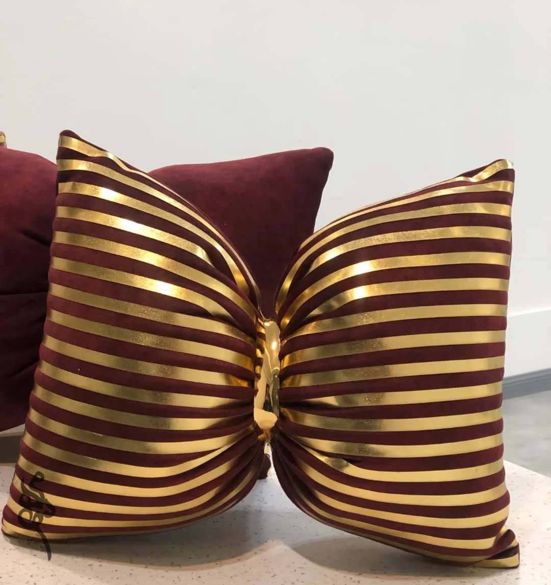 کوسن پاپیون طرح مصری