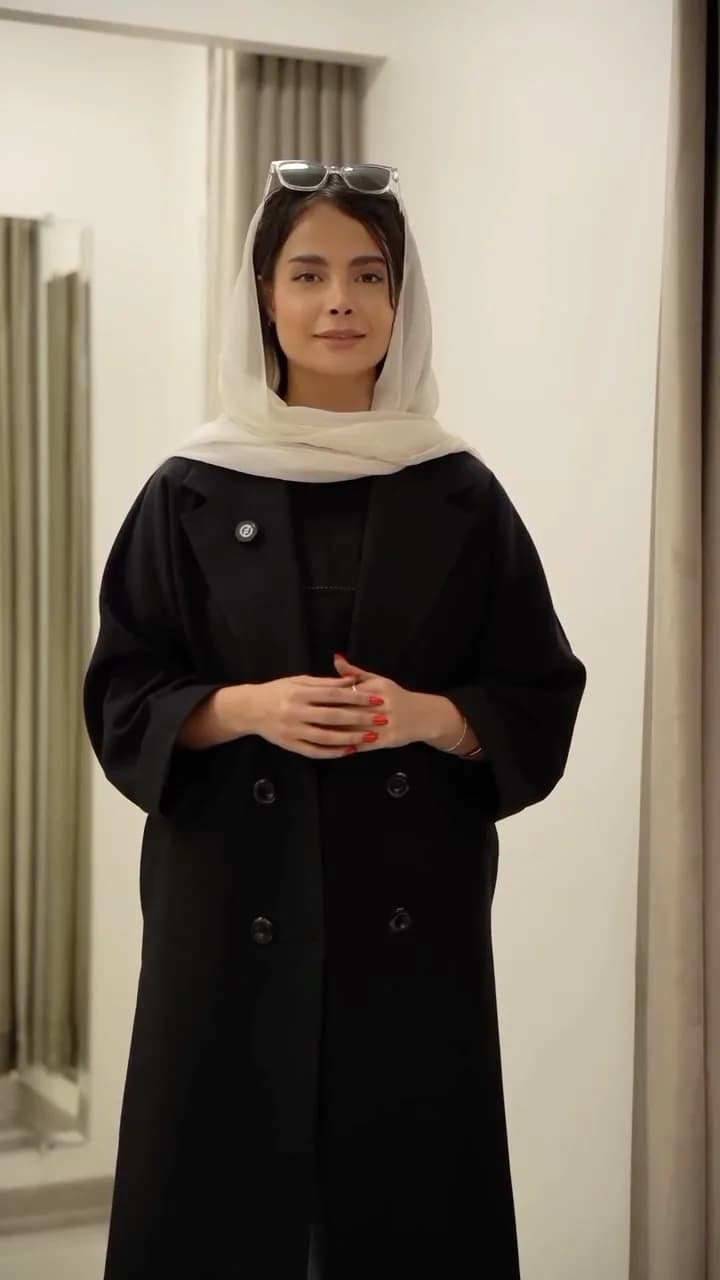مانتو بلند جلوبسته، رنگ مشکی، دبل برست، آستین بلند، گشاد